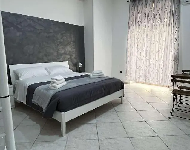 Bed & Breakfast La Svolta Napoli